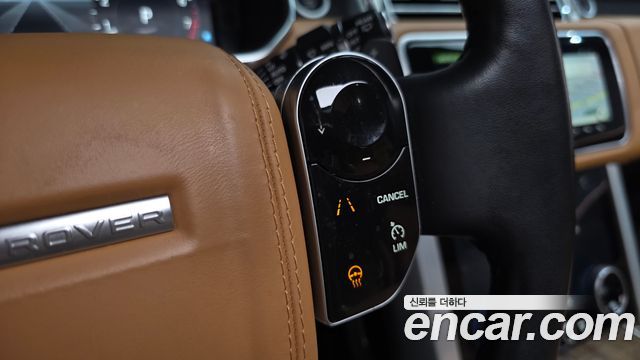 Land Rover Range Rover 2019 — photo 32