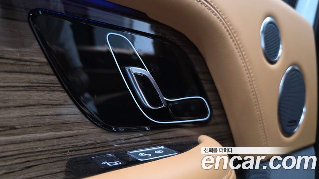 Land Rover Range Rover 2019 — photo 36
