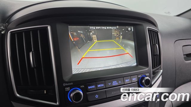 Hyundai Starex 2018 — photo 17