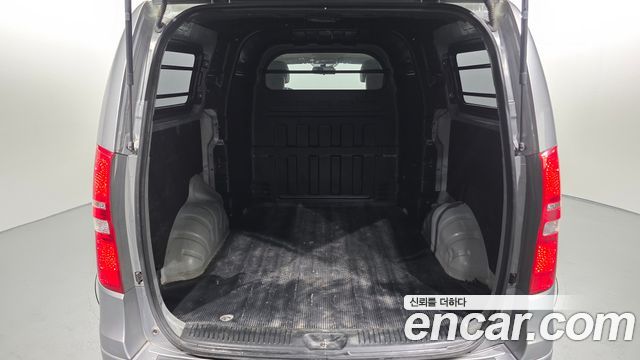 Hyundai Starex 2018 — photo 20