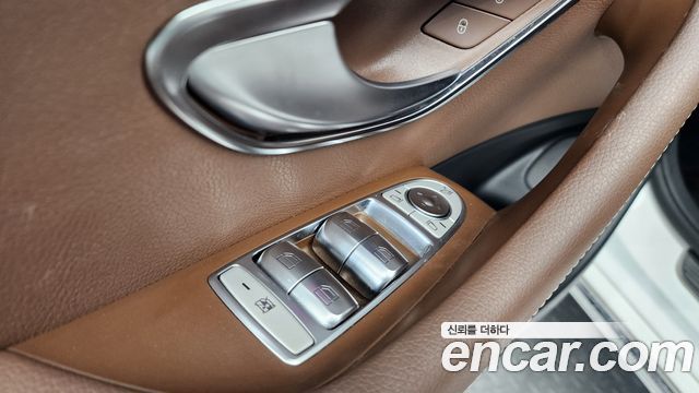 Mercedes-Benz E-Class 2017 — photo 34