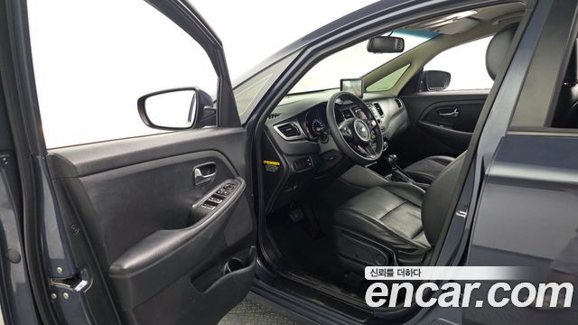 Kia Carens 2014 — photo 10