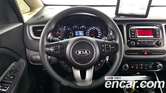 Kia Carens 2014 — photo 12