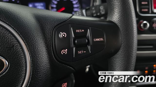 Kia Carens 2014 — photo 17