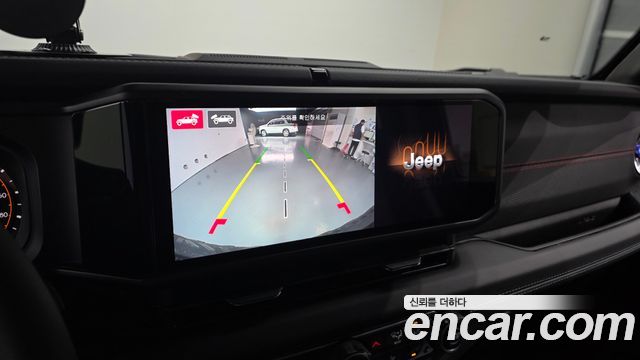 Jeep Wrangler 2025 — photo 13