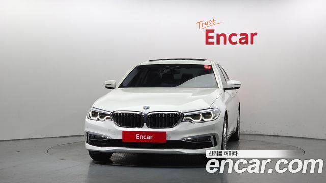 BMW 5-Series 2018 — photo 3