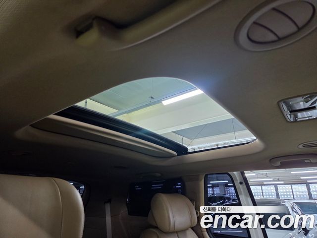 Kia Canival 2016 — photo 12