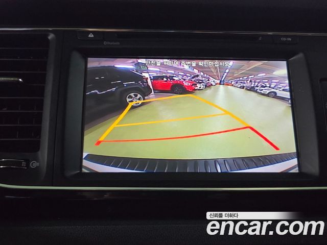 Kia Canival 2016 — photo 14
