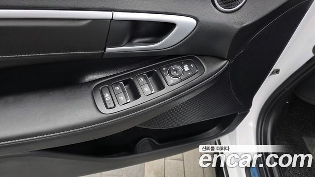 Hyundai Sonata 2024 — photo 28