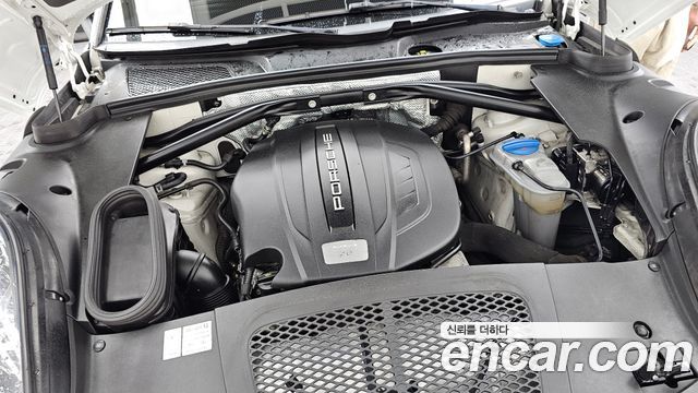 Porsche Macan 2015 — photo 6