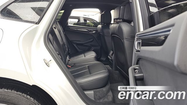 Porsche Macan 2015 — photo 12