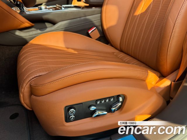 Bentley Flying Spur 2021 — photo 10