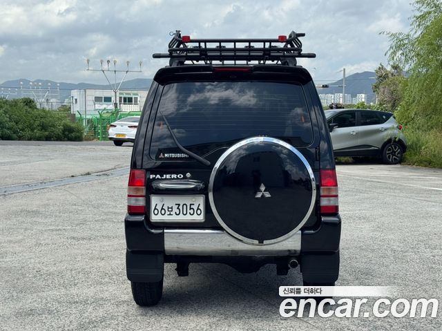 Mitsubishi Pajero 1995 — photo 4