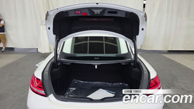 Mercedes-Benz C-Class 2021 — photo 26