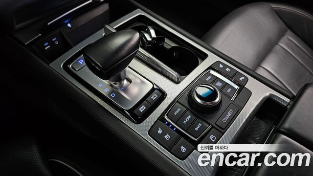 Genesis G80 2018 — photo 12