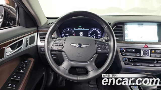 Genesis G80 2018 — photo 19