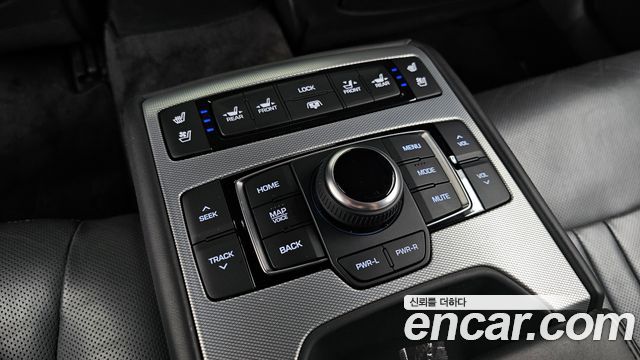 Genesis G80 2018 — photo 25