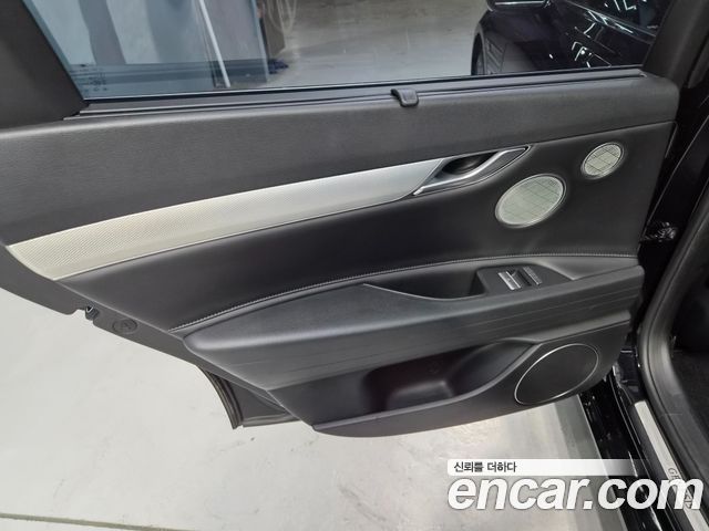 Genesis G80 2022 — photo 14