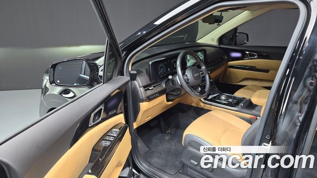 Kia Canival 2023 — photo 13