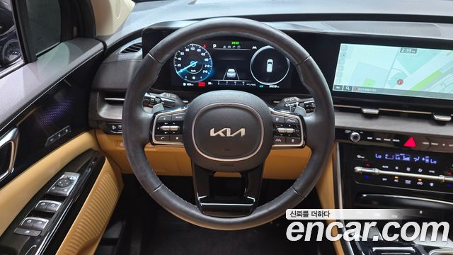 Kia Canival 2023 — photo 18