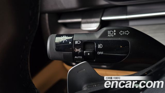 Kia Canival 2023 — photo 21
