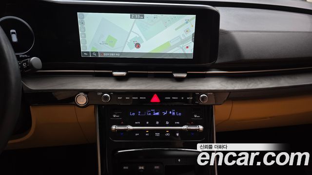 Kia Canival 2023 — photo 25