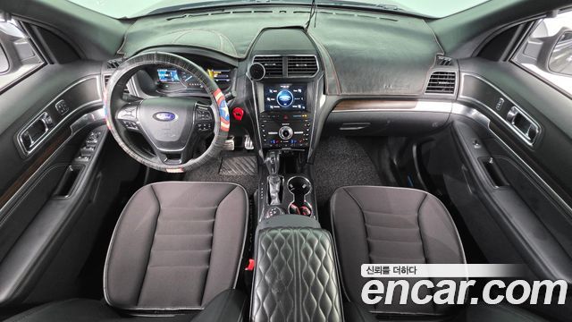 Ford Explorer 2019 — photo 7