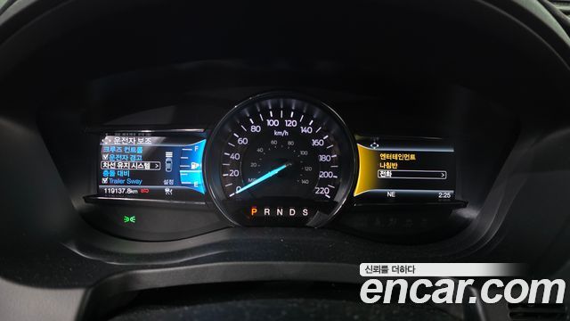 Ford Explorer 2019 — photo 8
