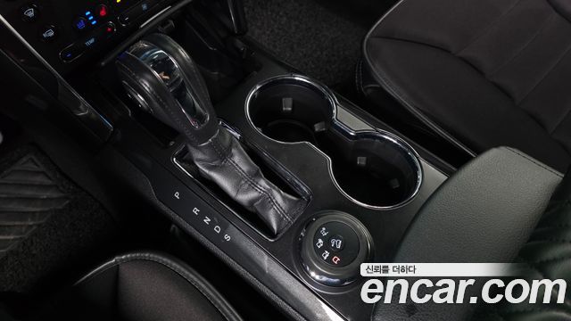 Ford Explorer 2019 — photo 9