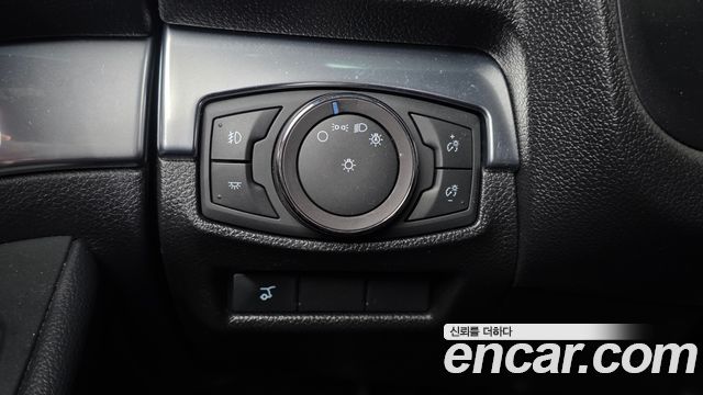 Ford Explorer 2019 — photo 12