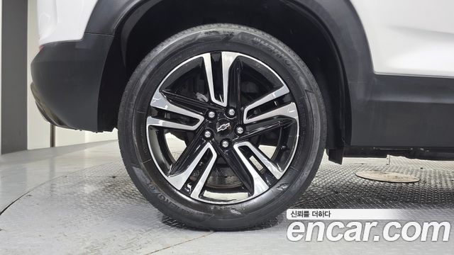 Chevrolet Korea Trailblazer 2022 — photo 5