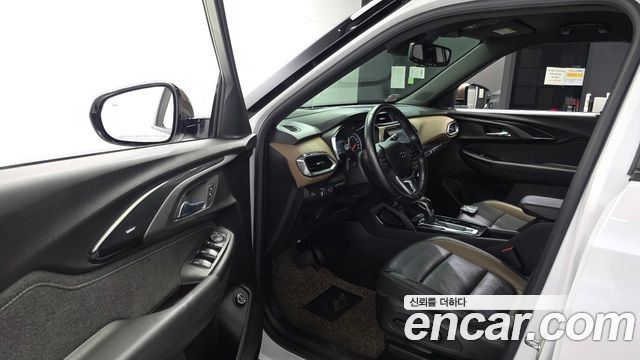 Chevrolet Korea Trailblazer 2022 — photo 13