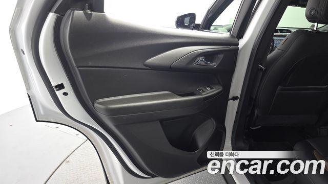 Chevrolet Korea Trailblazer 2022 — photo 15