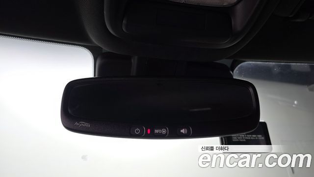 Chevrolet Korea Trailblazer 2022 — photo 30