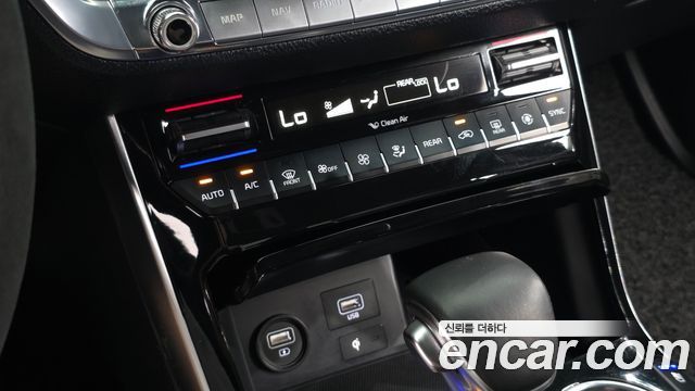 Kia Mohave 2022 — photo 19