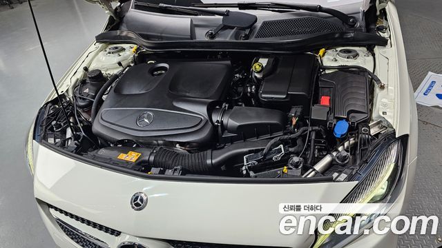 Mercedes-Benz A-Class 2018 — photo 6