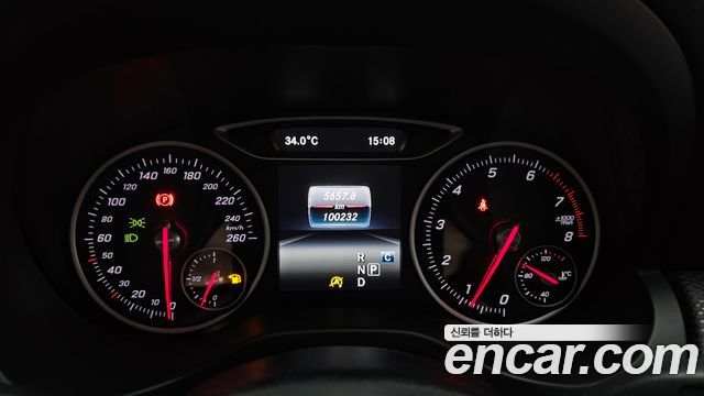 Mercedes-Benz A-Class 2018 — photo 8