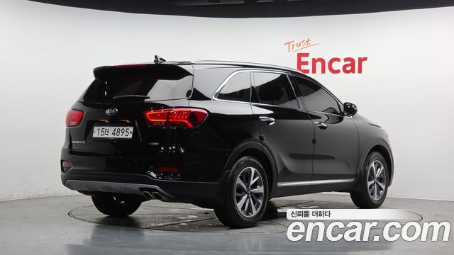 Kia Sorento 2019 — photo 2