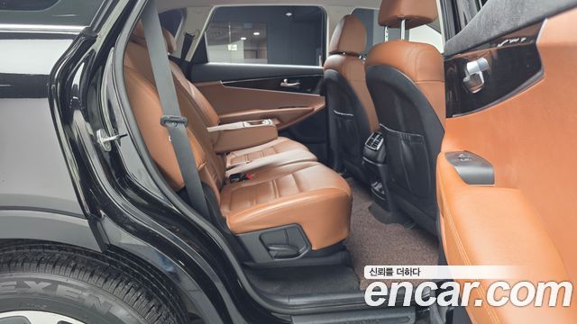 Kia Sorento 2019 — photo 12