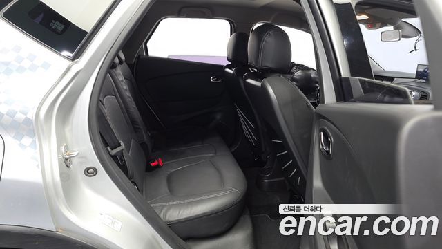 Renault Korea QM3 2015 — photo 12