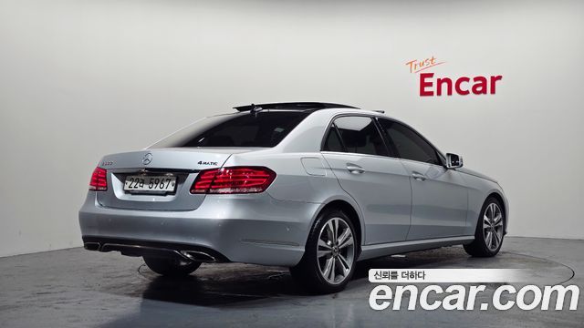 Mercedes-Benz E-Class 2014 — photo 2