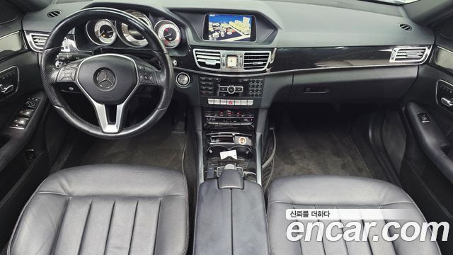 Mercedes-Benz E-Class 2014 — photo 7