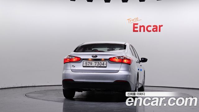 Kia K3 2015 — photo 4