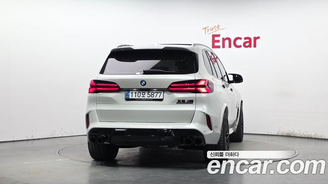 BMW X5M 2025 — photo 4