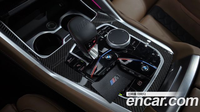 BMW X5M 2025 — photo 12
