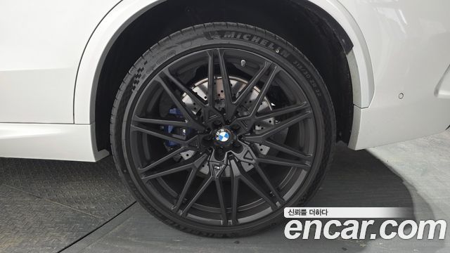 BMW X5M 2025 — photo 7