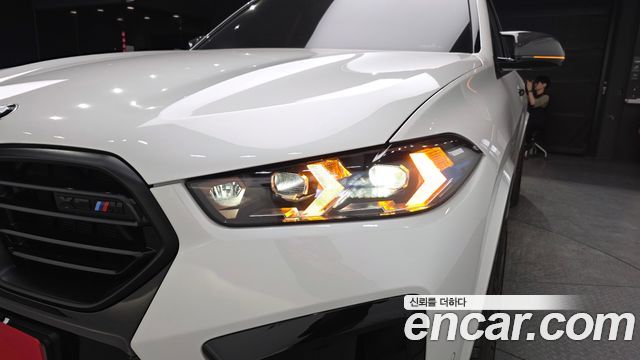 BMW X5M 2025 — photo 8