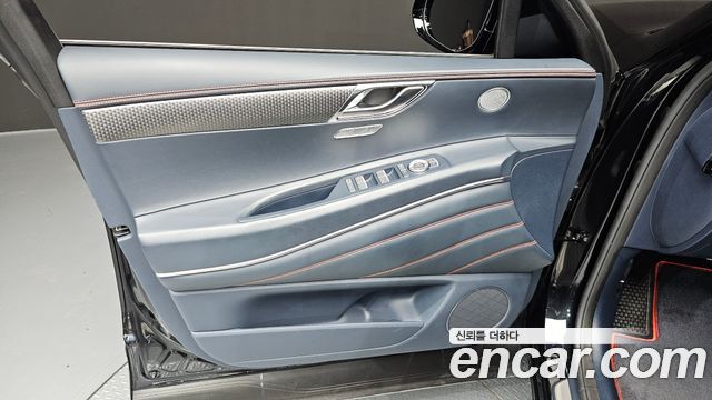 Genesis GV80 2024 — photo 14