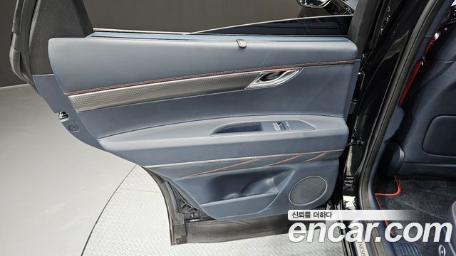 Genesis GV80 2024 — photo 15