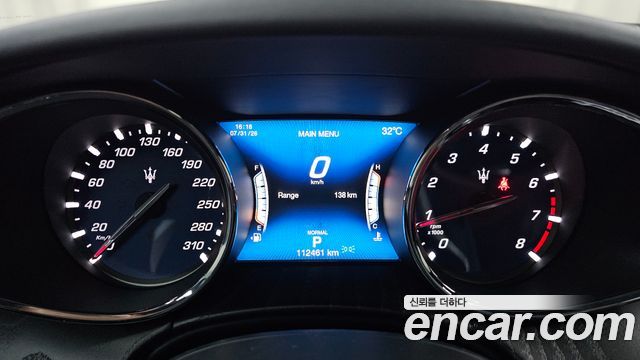 Maserati Quattroporte 2019 — photo 11